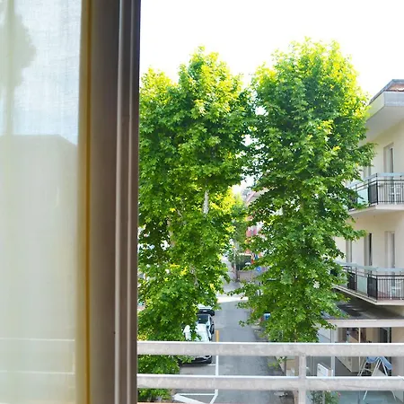 Ivana 2* בלריה-איגאה מרינה