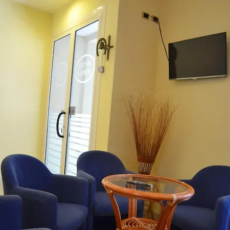 מלון Ivana בלריה-איגאה מרינה